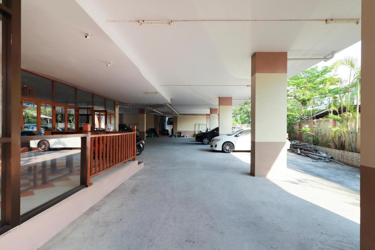 Oyo 794 Nice Mum Lodge Chiang Mai Exterior photo