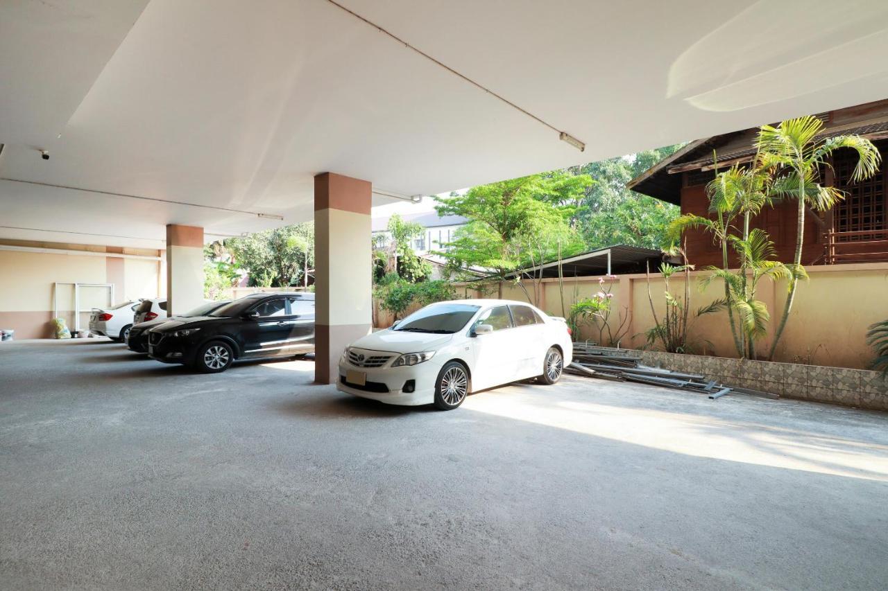 Oyo 794 Nice Mum Lodge Chiang Mai Exterior photo
