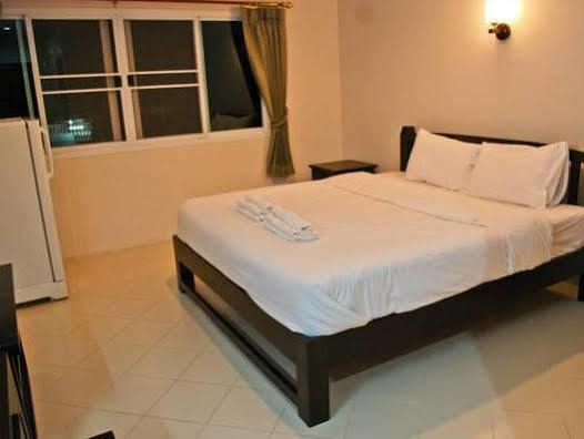 Oyo 794 Nice Mum Lodge Chiang Mai Exterior photo